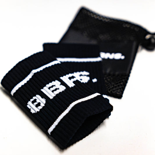 Wrist Band 8BRNS Black & White