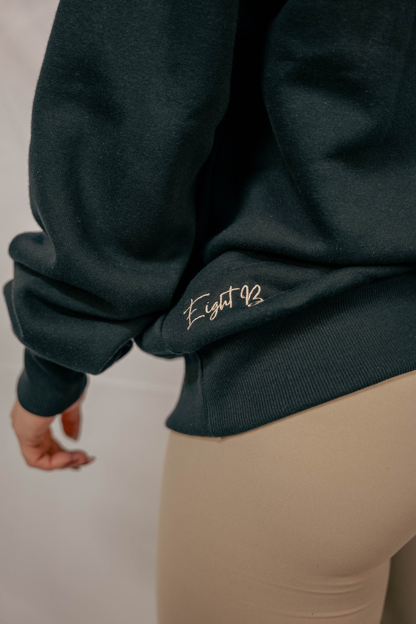 Sweat Sans Capuche Brodé Noir Unisexe